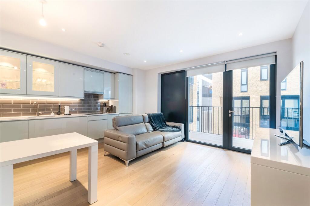 Main image of property: Cummings House, 11 Chivers Passage, London, SW18