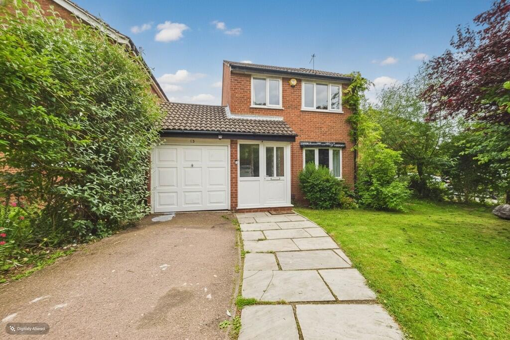 3-bed detached on Ladybower Road, Loughborough, £260,000