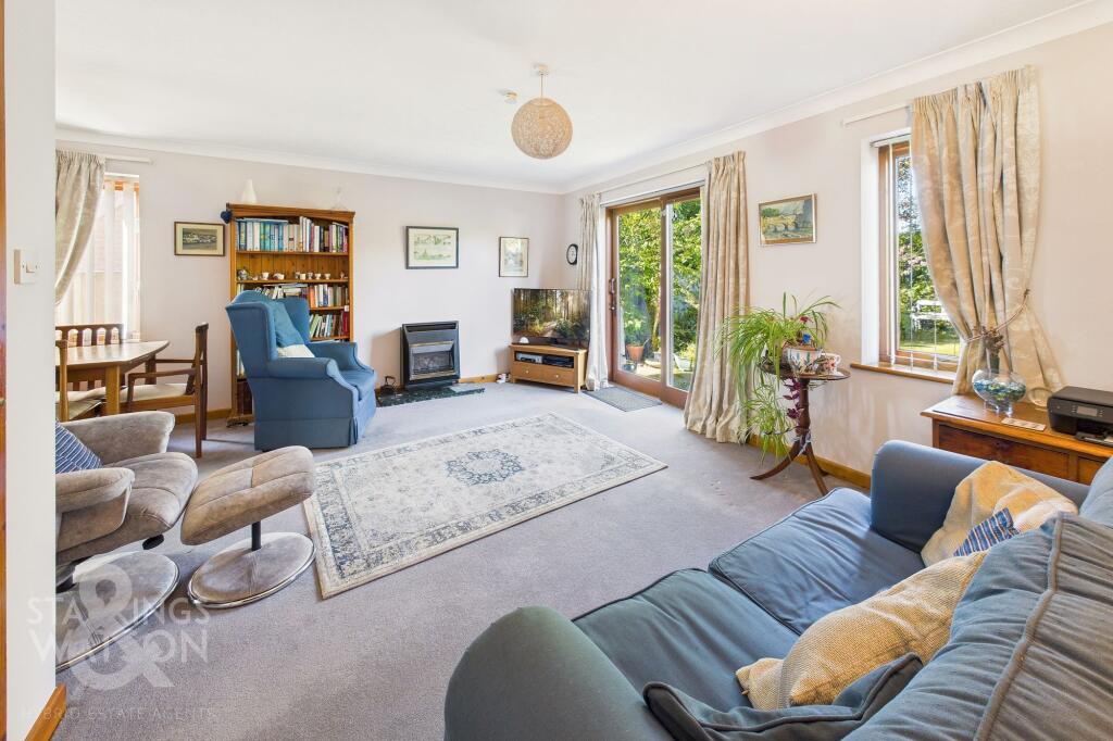 Sale Court, Loddon, Norwich photo 3