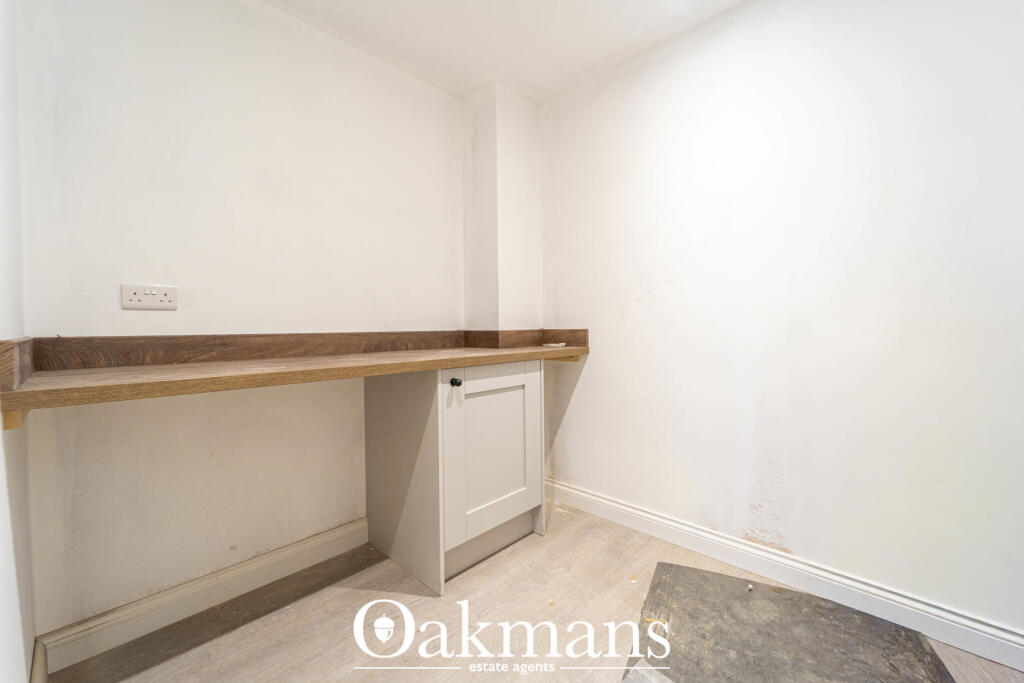 House in Dudley - View 5