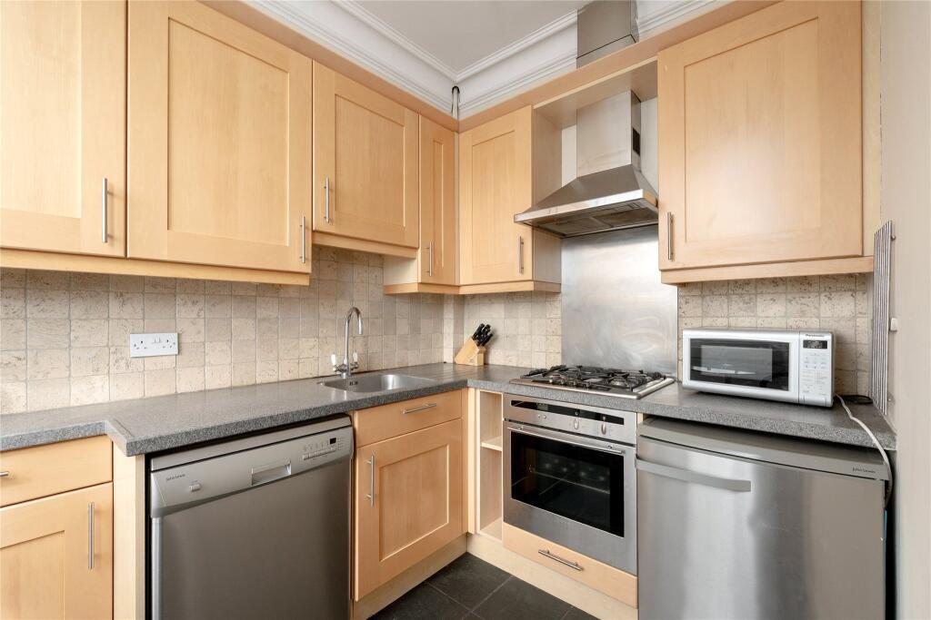 Apartment in Edinburgh, Abbeyhill, Old Town - More