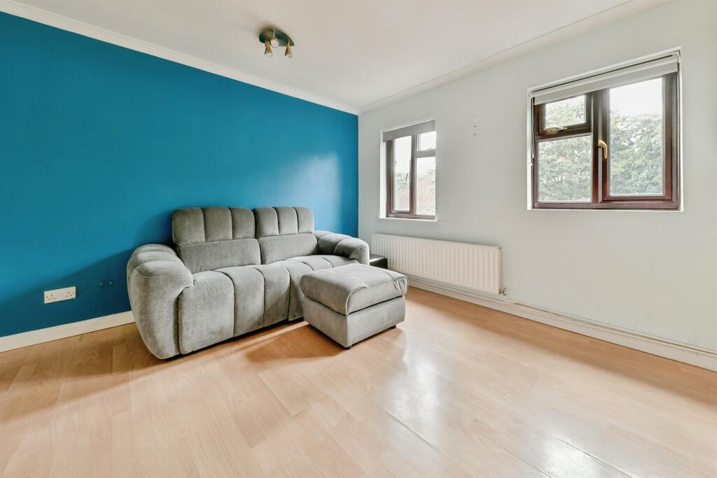 Apartment in Stevenage - View 4