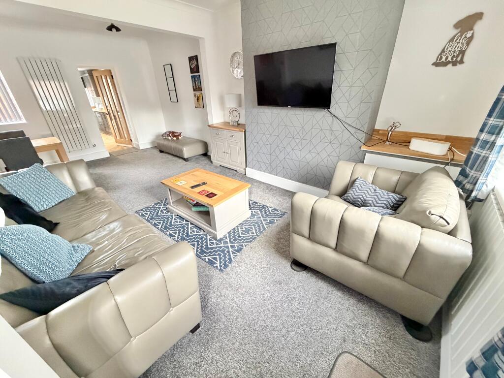 House in Ellesmere Port, Whitby - View 4