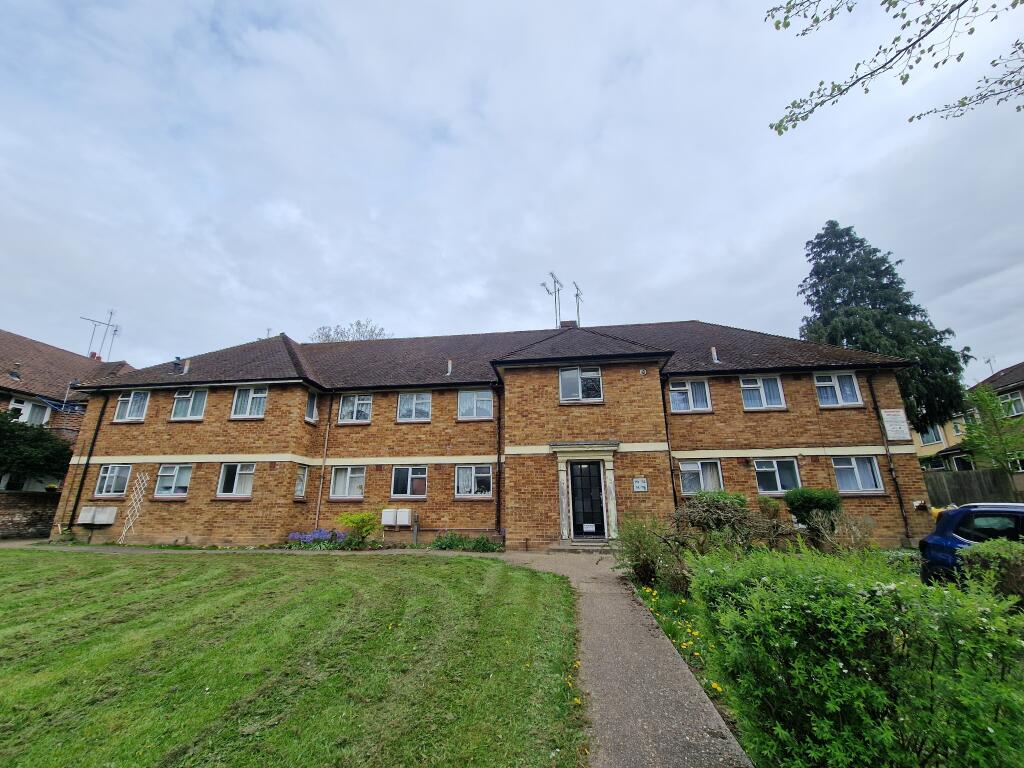 Main image of property: Roe Green, London