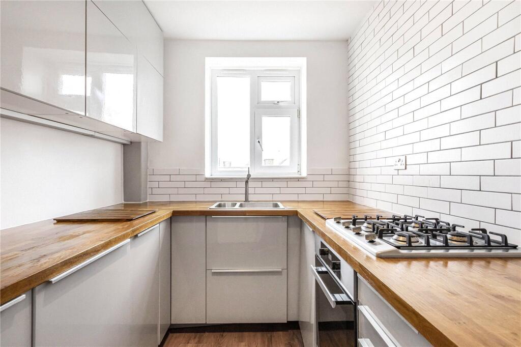 Apartment in London - View 2