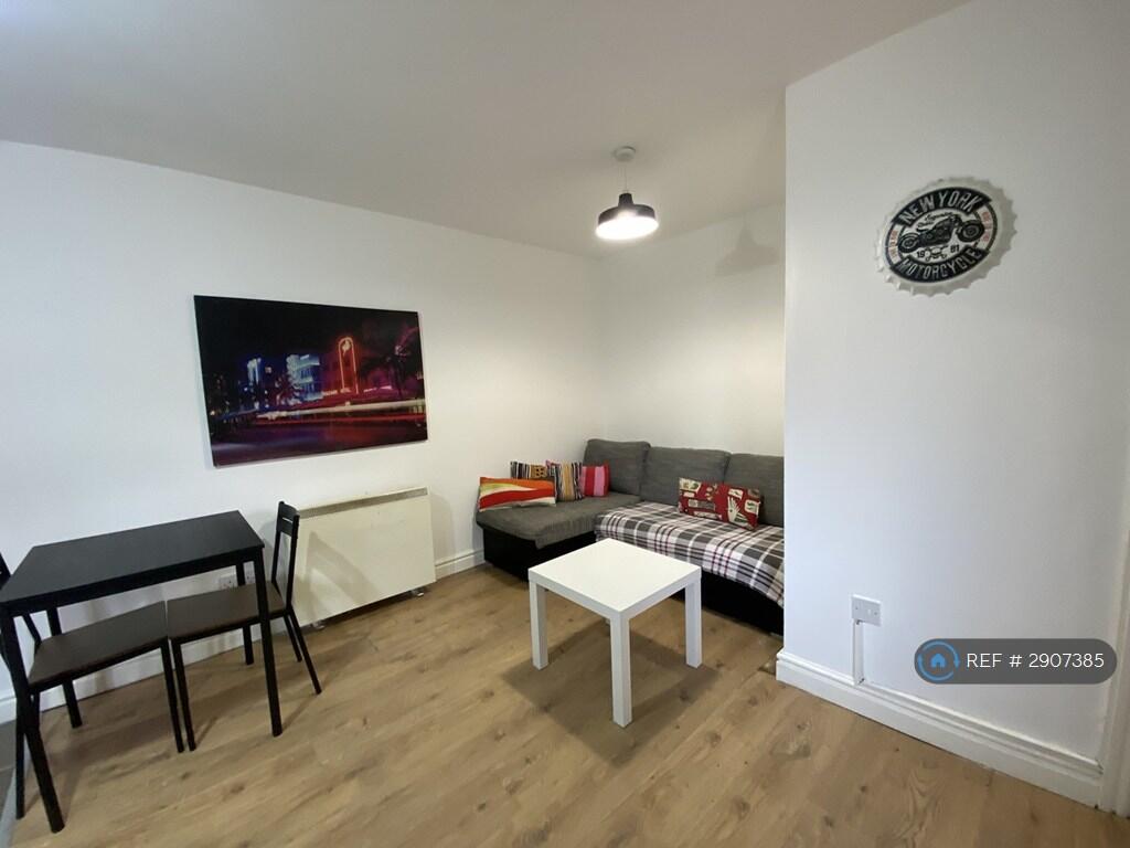 Main image of property: Cyprus Road, Leicester, LE2
