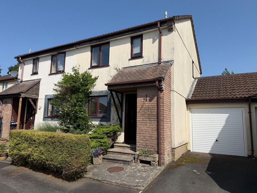Main image of property: Hazeldene Close, Lee Mill, Ivybridge
