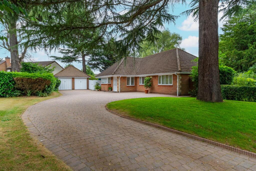 Main image of property: Edwalton Lodge Close, Edwalton