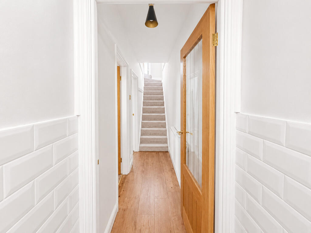 House in Bridgend, Hencastel - View 6