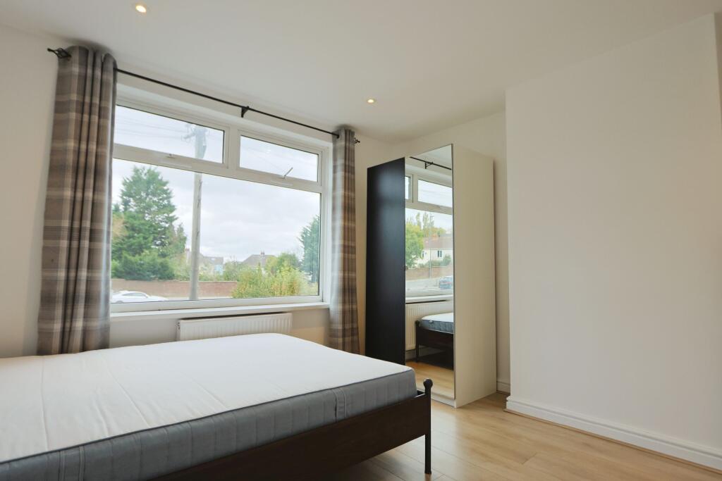3 bedroom semi-detached house for rent