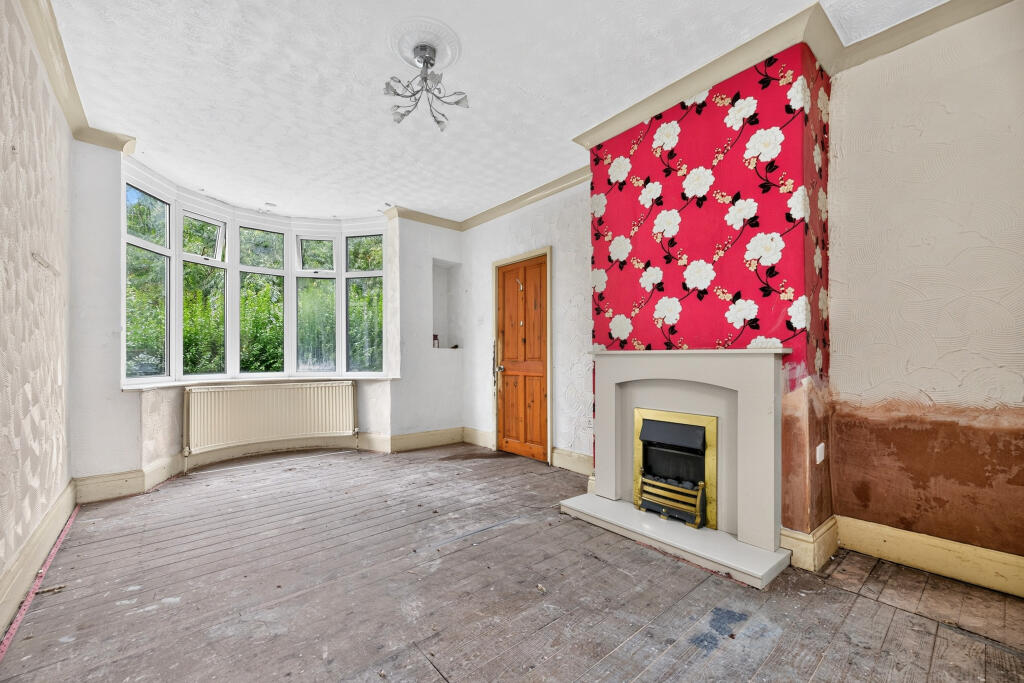 House in Rotherham, Greasbrough - View 4