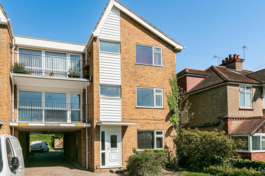 Main image of property: Kingston Road, Staines-upon-Thames, Surrey, TW18