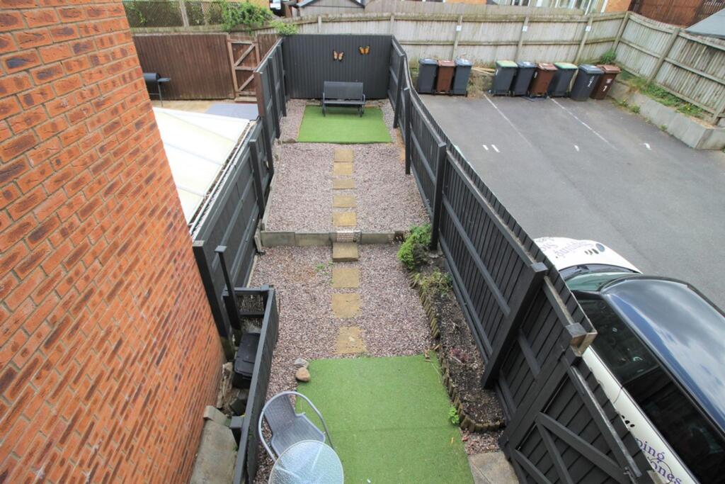 House in Stockport - View 4