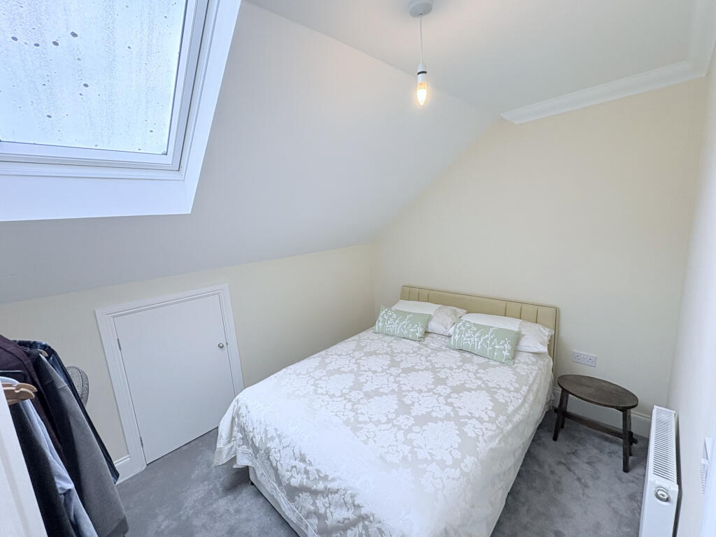 Apartment in Rochester - More