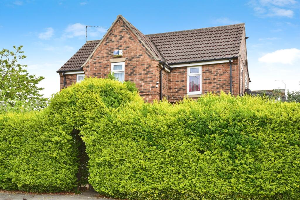 Main image of property: West Grove, HULL