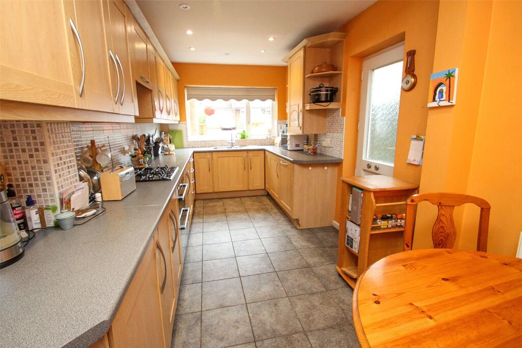 House in Southampton - More
