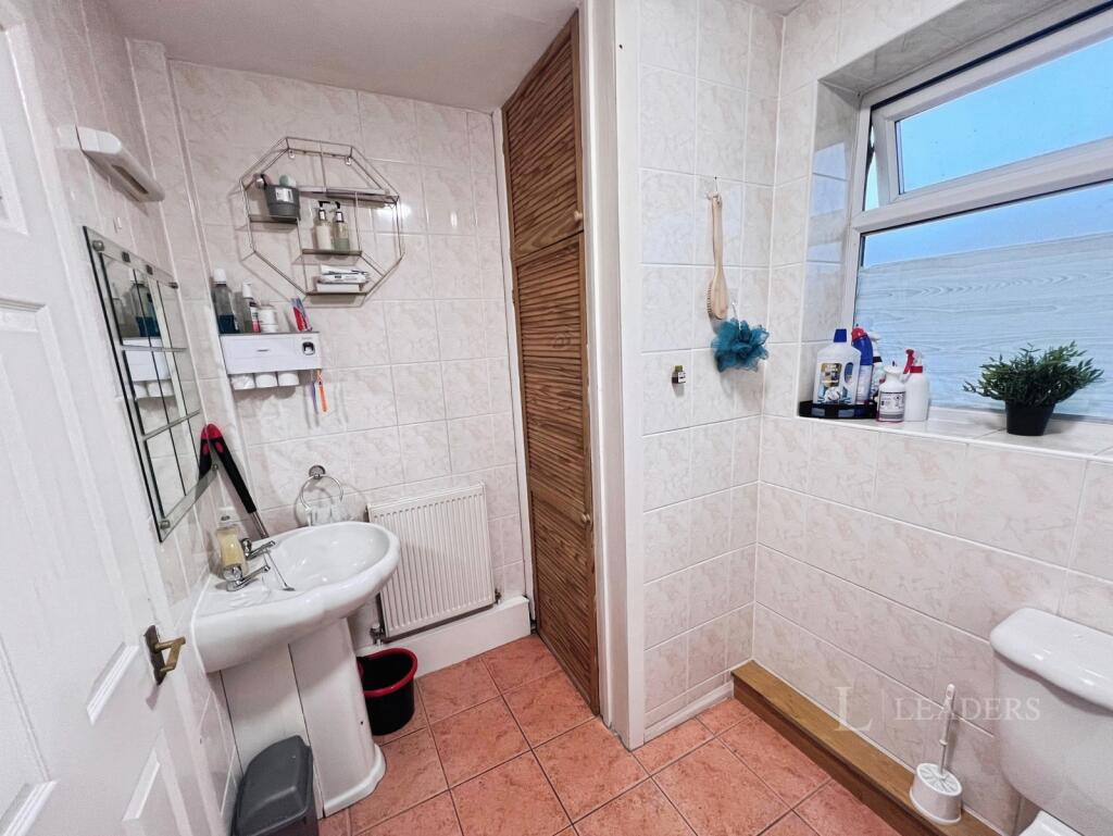 Apartment in Derby - View 5