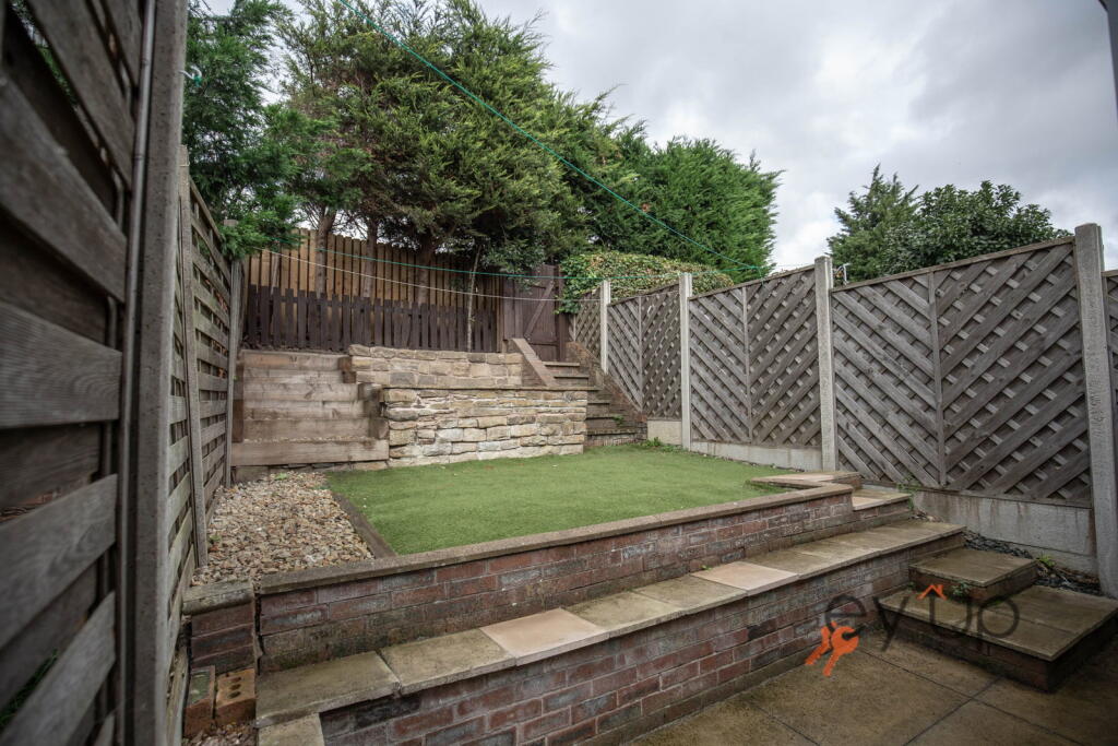 House in Kirklees, West Yorkshire - More