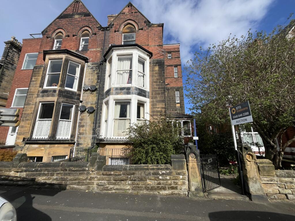 Apartment in Scarborough, North Yorkshire - View 2