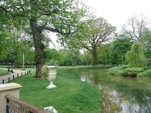 Apartment in Slough, Chalvey - View 4
