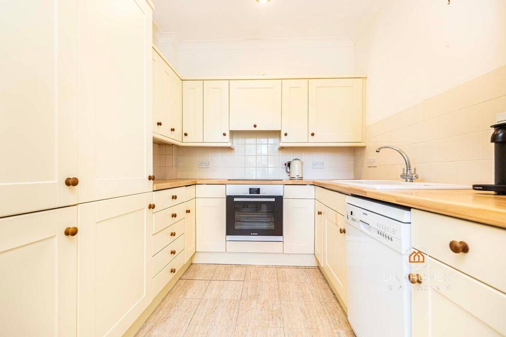 Redcotts Lane, Wimborne, BH21 photo 2