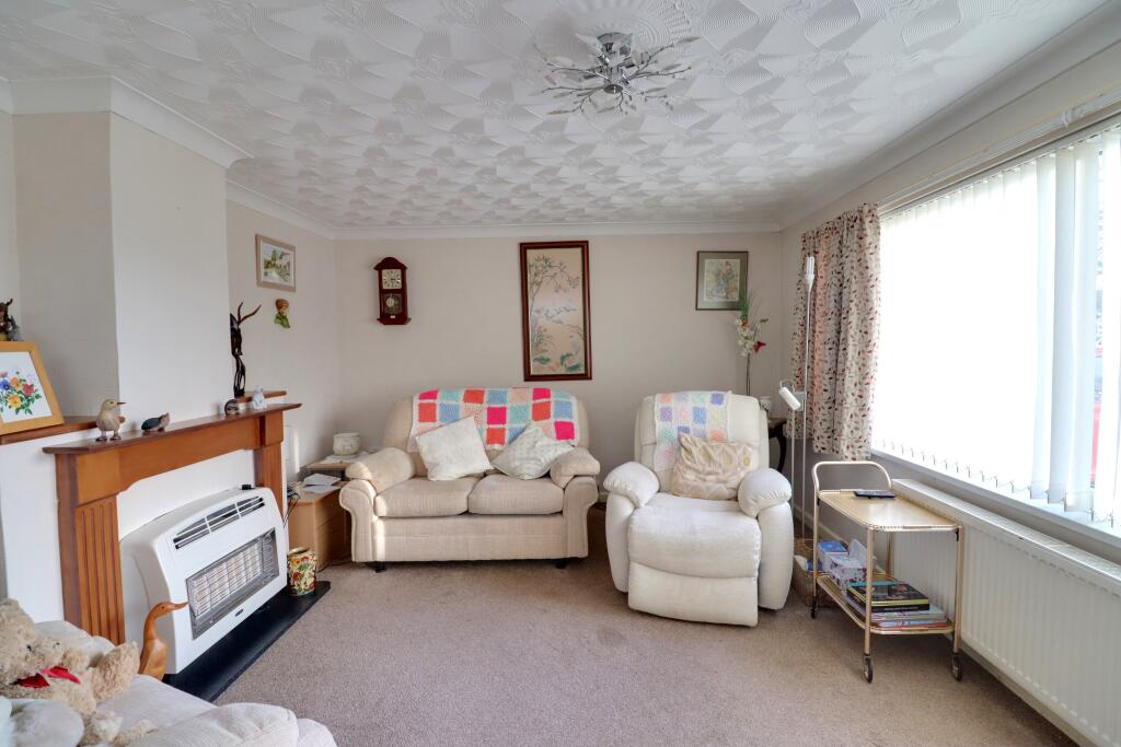 Charlesworth Drive, Waterlooville - View 2