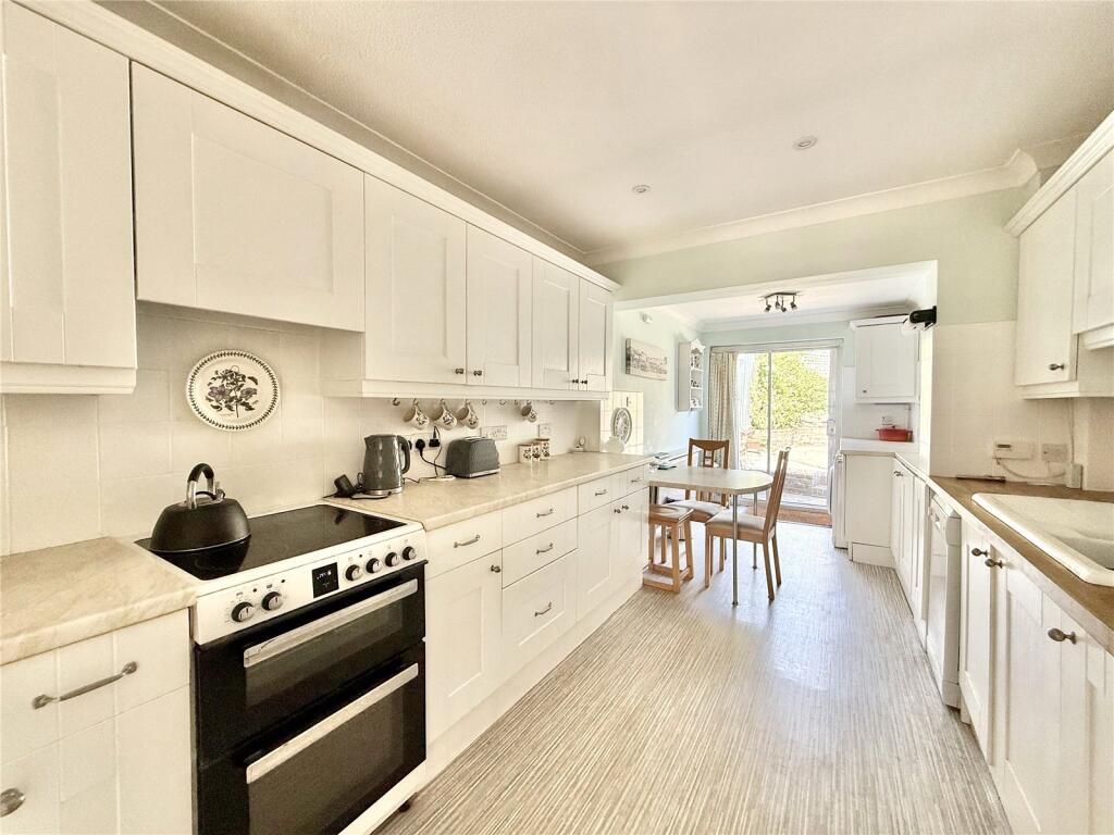 House in Eastbourne, East Sussex - View 4