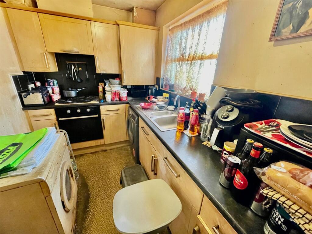 Additional image 6 of Alred Court, Bradford, West Yorkshire, BD4