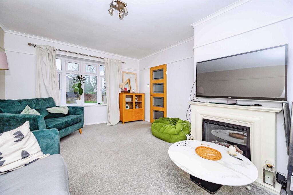 House in Dacorum, Hertfordshire - View 5