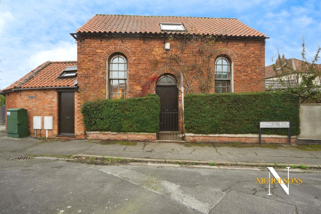 Main image of property: Town Street, Sutton Cum Lound, Retford, Nottinghamshire, DN22