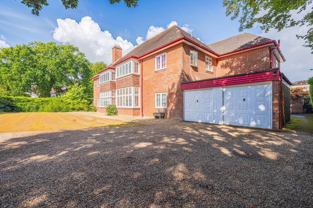 Apartment in Bournemouth, Boscombe