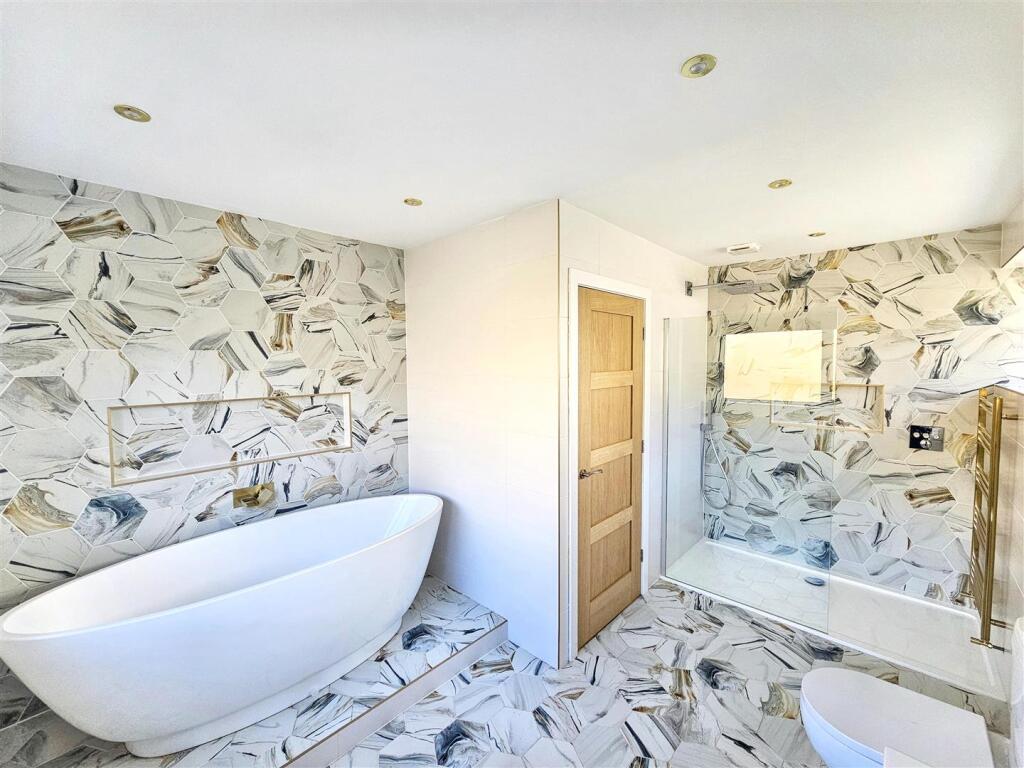 Additional image 16 of Lower Park Green, Silsden,