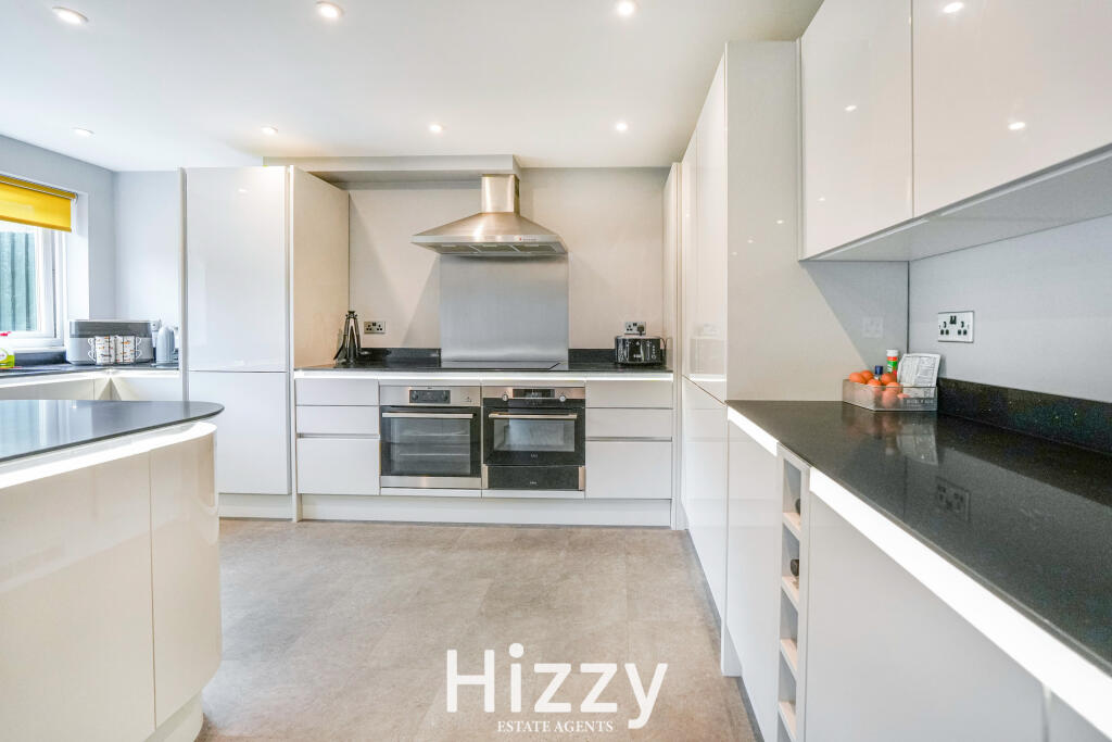 House in Hadleigh - More