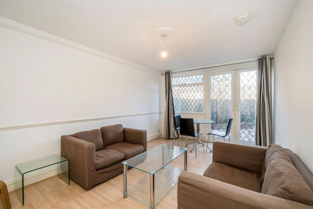 House in London - View 3
