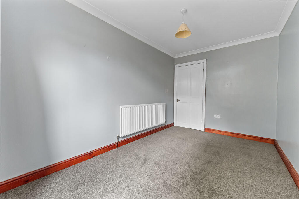 House in Grimsby, Littlefield - View 5
