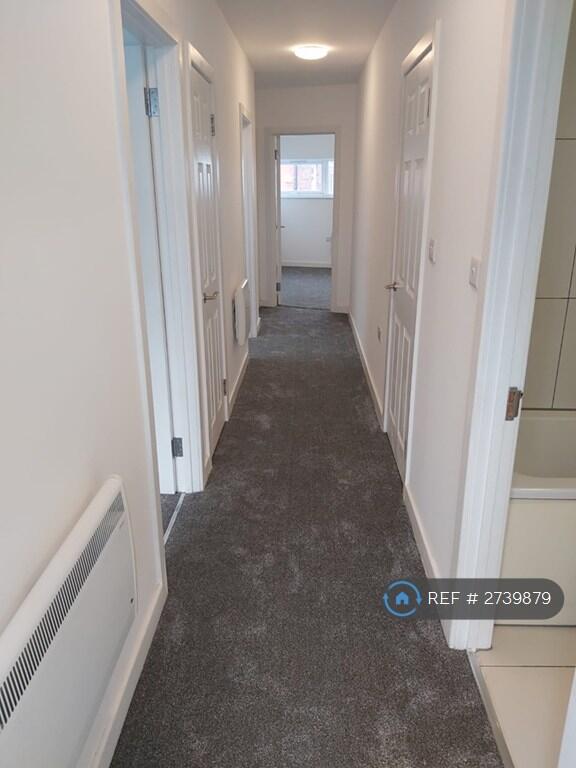 Additional image 2 of Hampton Court, Cradley Heath, B64