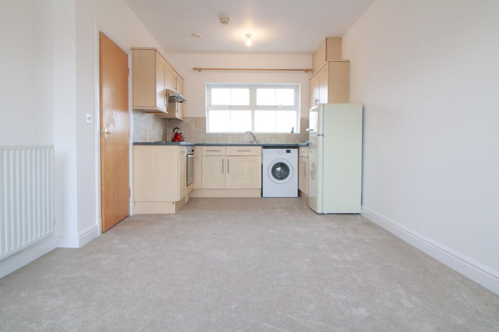 Apartment in Leicester, New Humberstone, Northfields - View 3