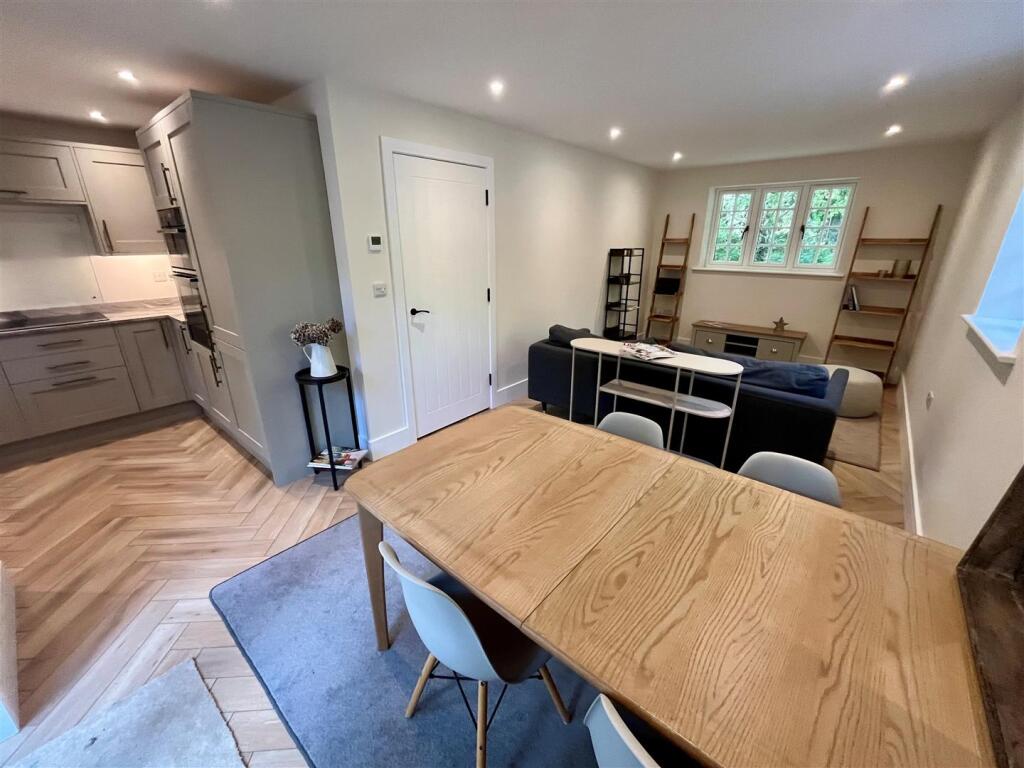 House in Salisbury, Fovant - View 4