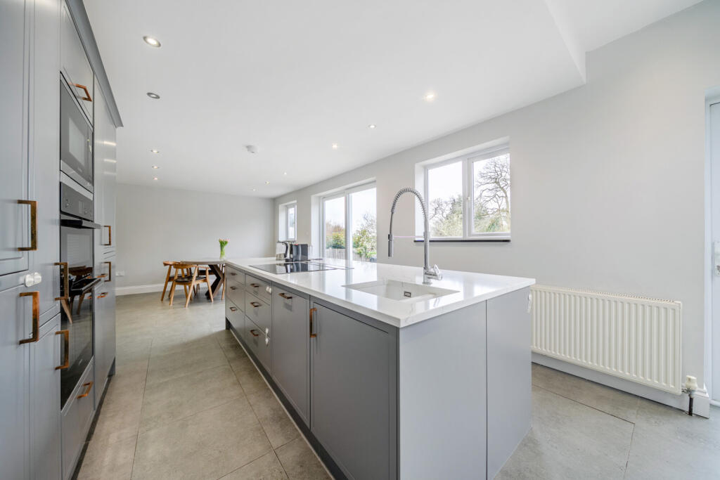 House in Dartford, Wilmington - View 3