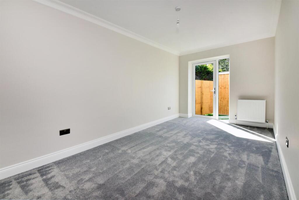 Apartment in London, Benhilton - More