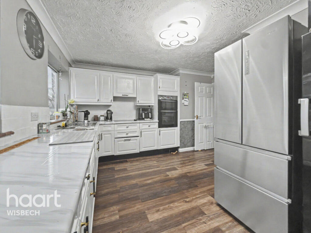 House in Peterborough - View 4