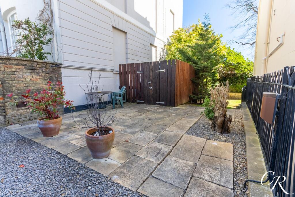 Clarence Road, Pittville - Radharc 4
