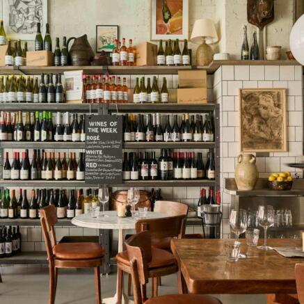 FarmShopWineBar_0169_R_low800x800.jpg