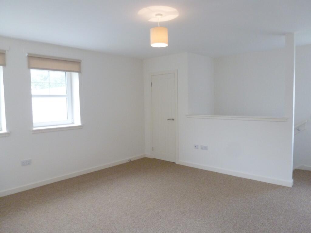 Apartment in Inverness - View 4