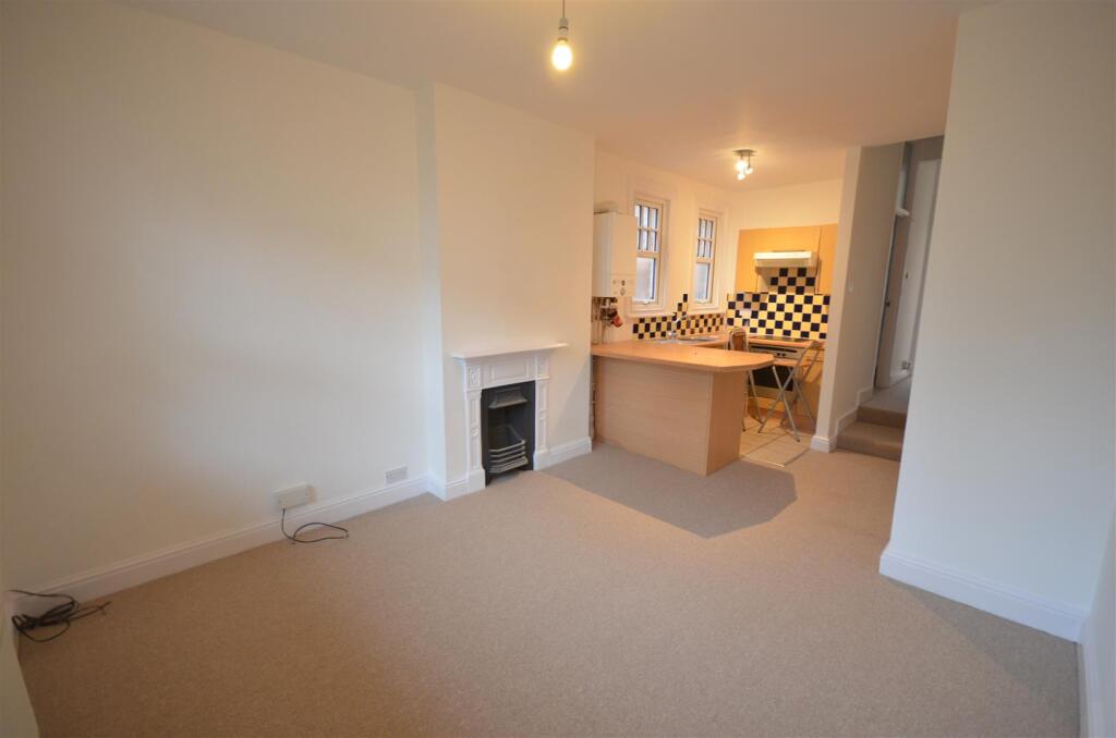 Main image of property: London Road, St Albans