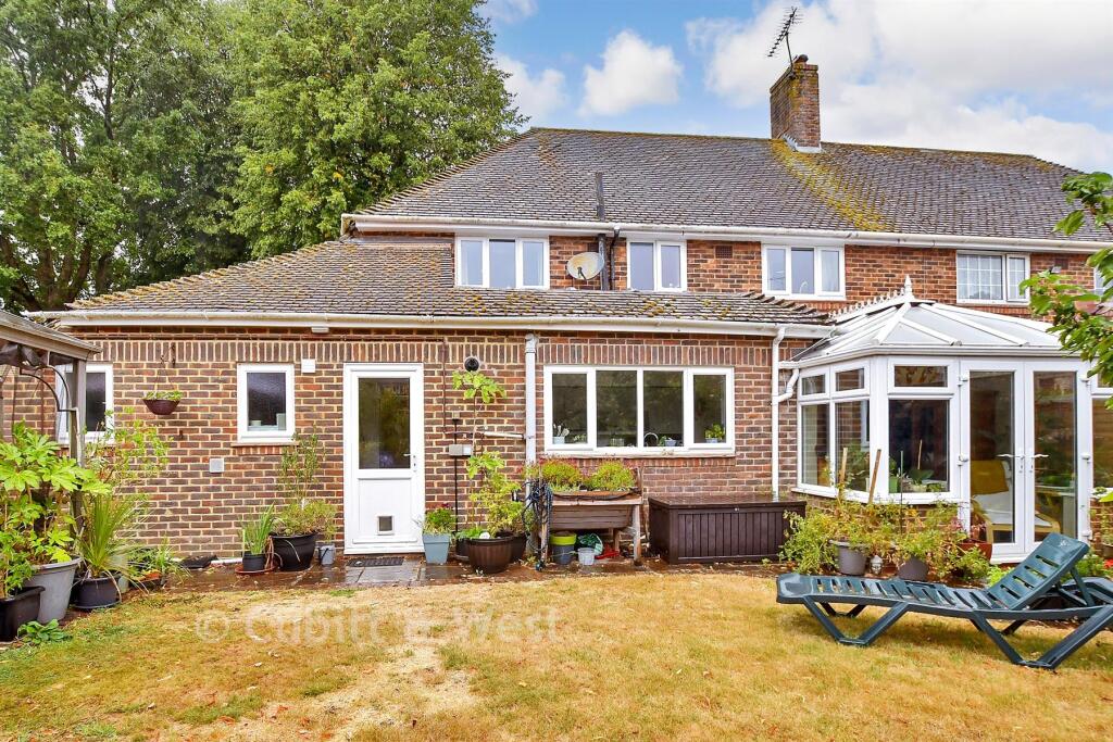 House in Redhill - View 2