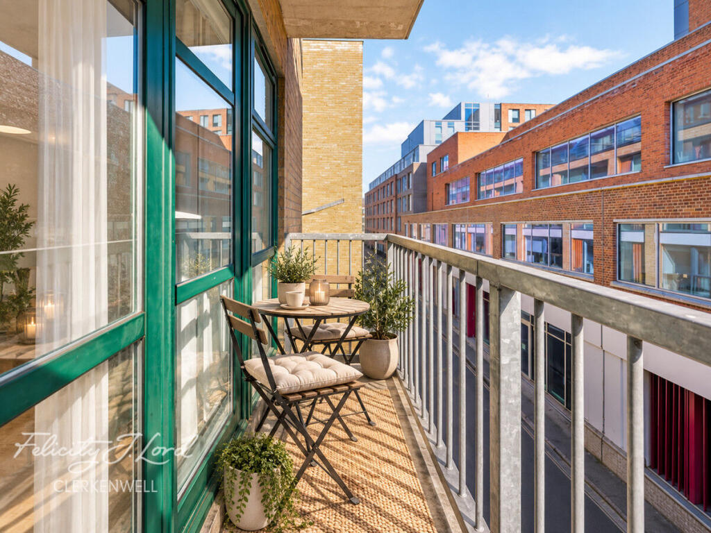 Main image of property: Goswell Road, London EC1V