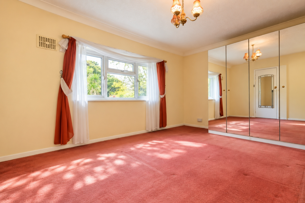 House in London - View 2