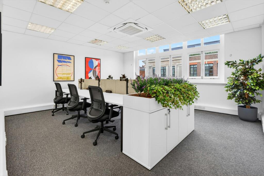 2nd Floor 37-39 Long Acre 5.jpg