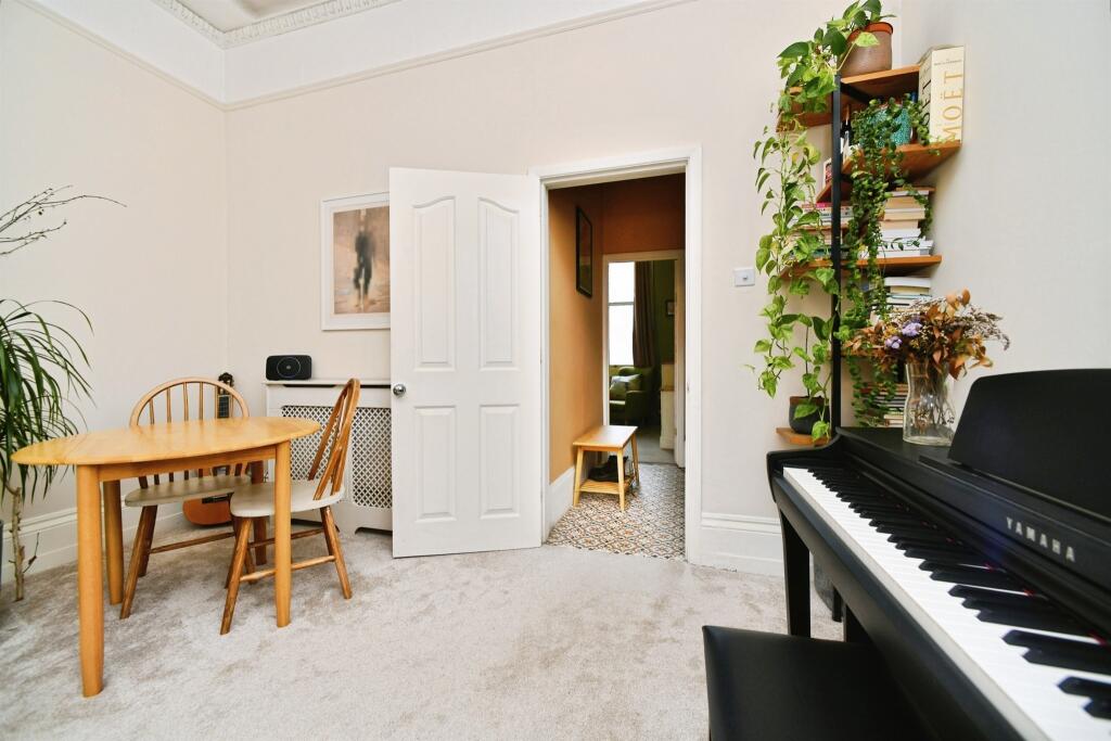 Eaton Place, Brighton - More